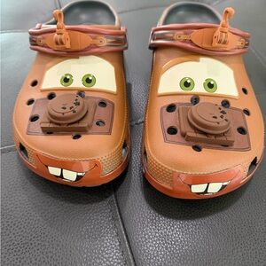 CROCS Mater Cartoon Character Slippers - size w/10, m/8